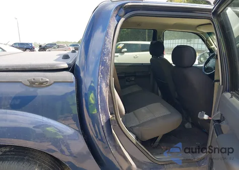 2005 Ford Explorer Sport Trac Adrenalin/Xls/Xlt z USA, uszkodzony, nr VIN 1FMZU67K75UB74116